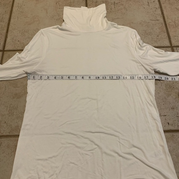 Cleo White Long Sleeve Cowl Neck Top - Size Medium - Picture 3 of 7